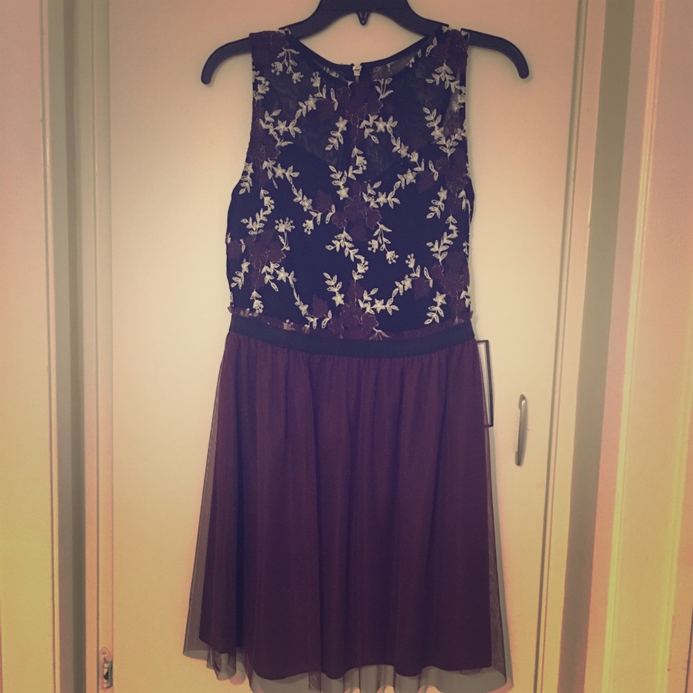 NWT short formal dress